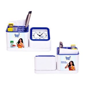 11202352*TABLE CLOCK WITH PEN STAND