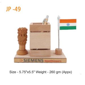 5202249*JP49 WOODEN PENSTAND WITH FLAG