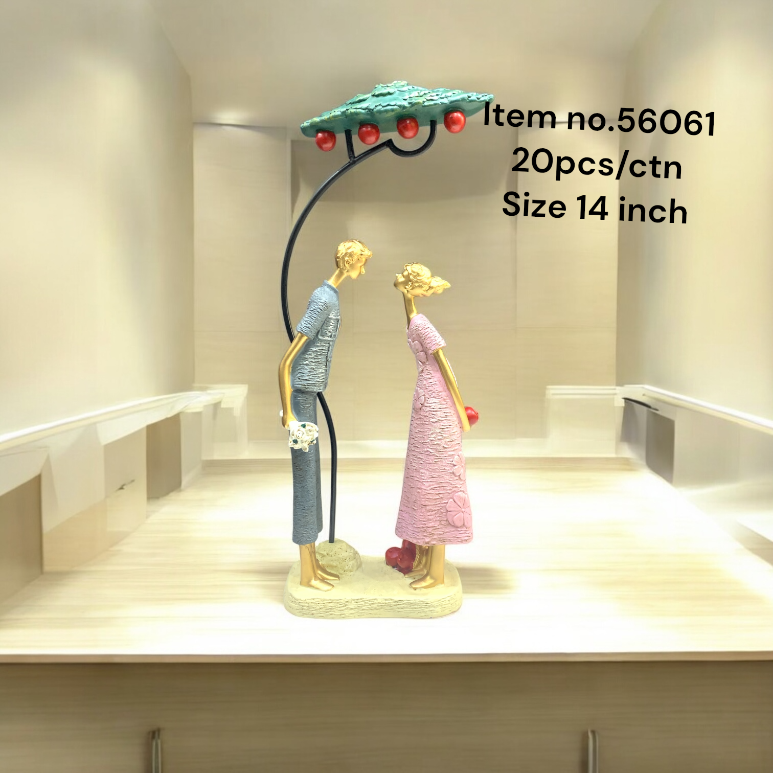 56061 (20)-COUPLE SHOWPIECE