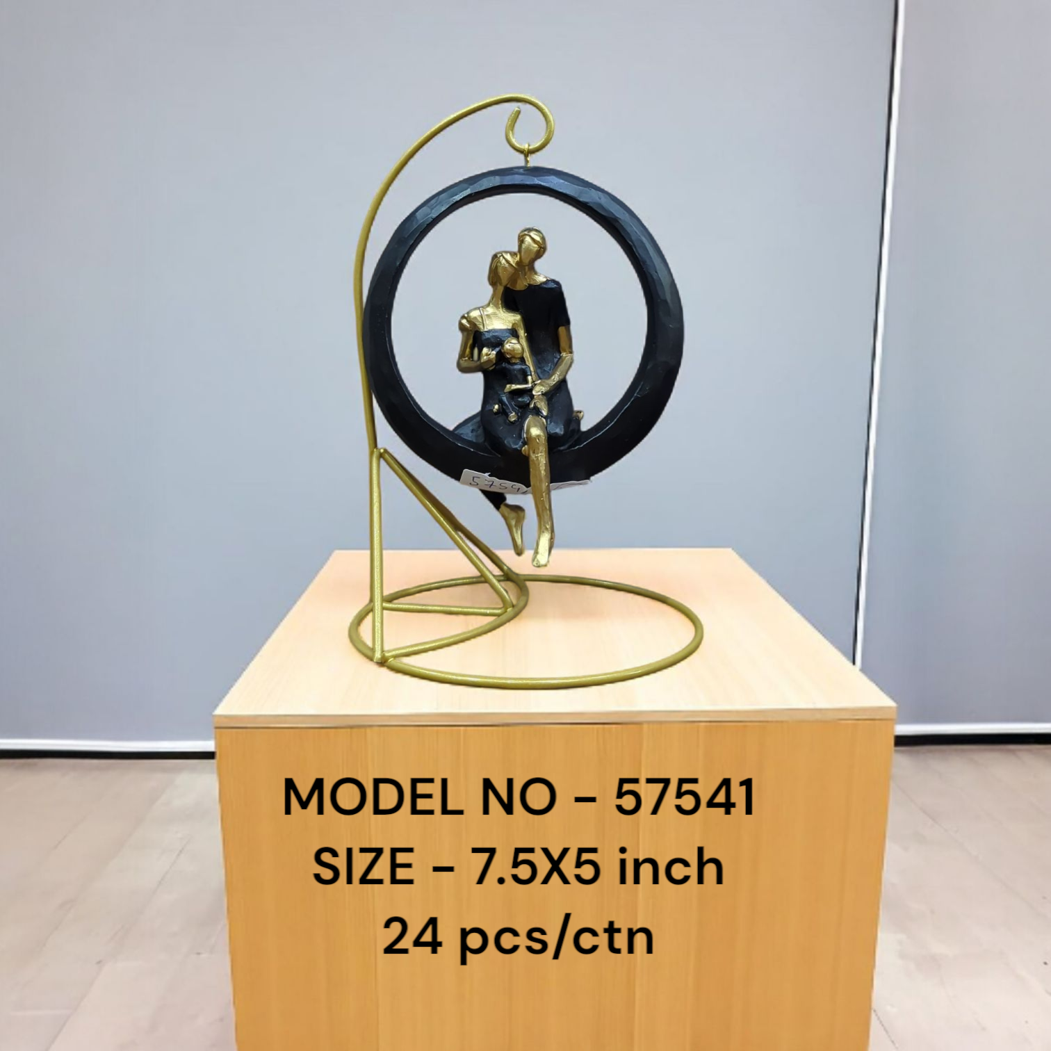 57535 (24)-YOGA LADY WITH METAL STAND