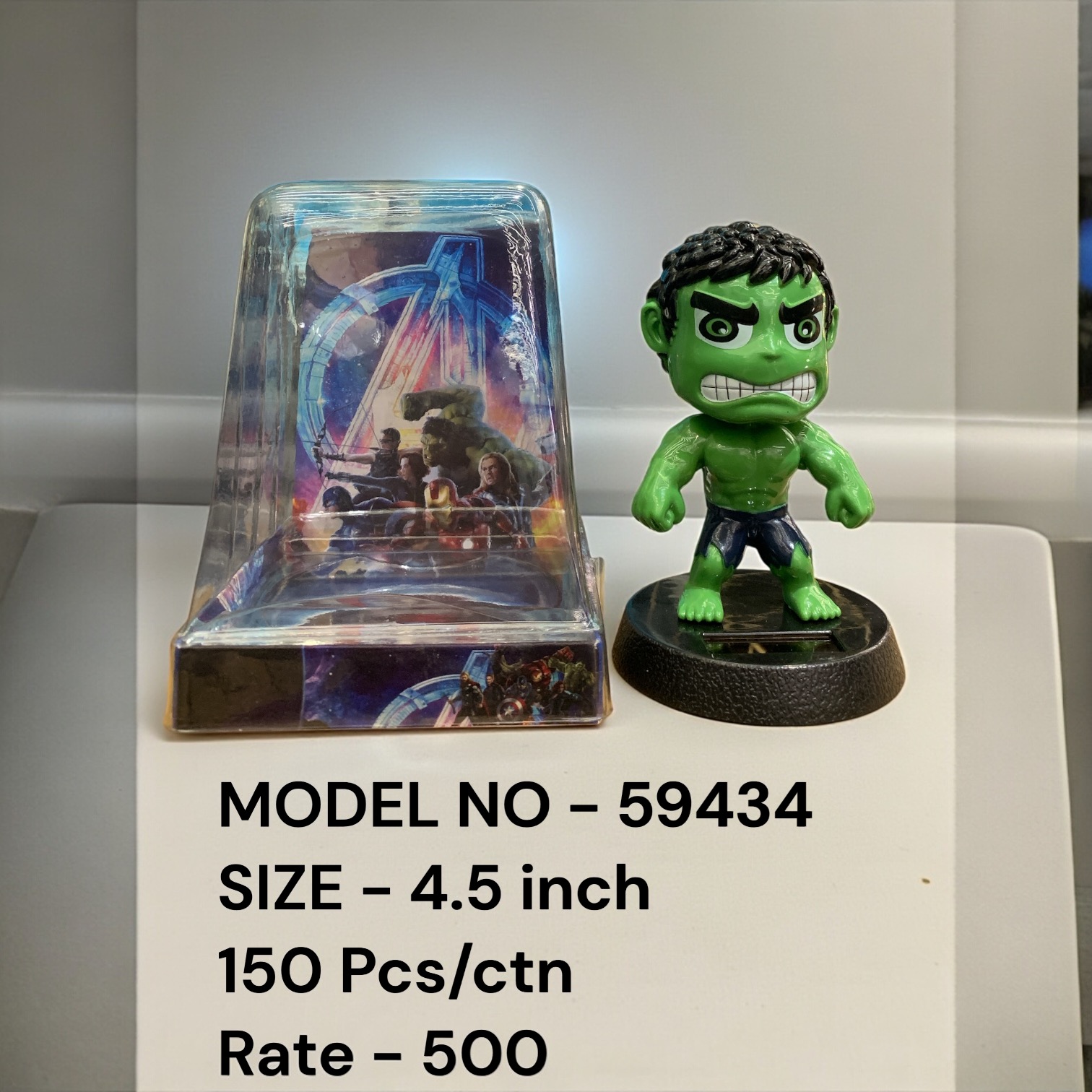 59403 (12)-CERAMIC SHOWPIECE