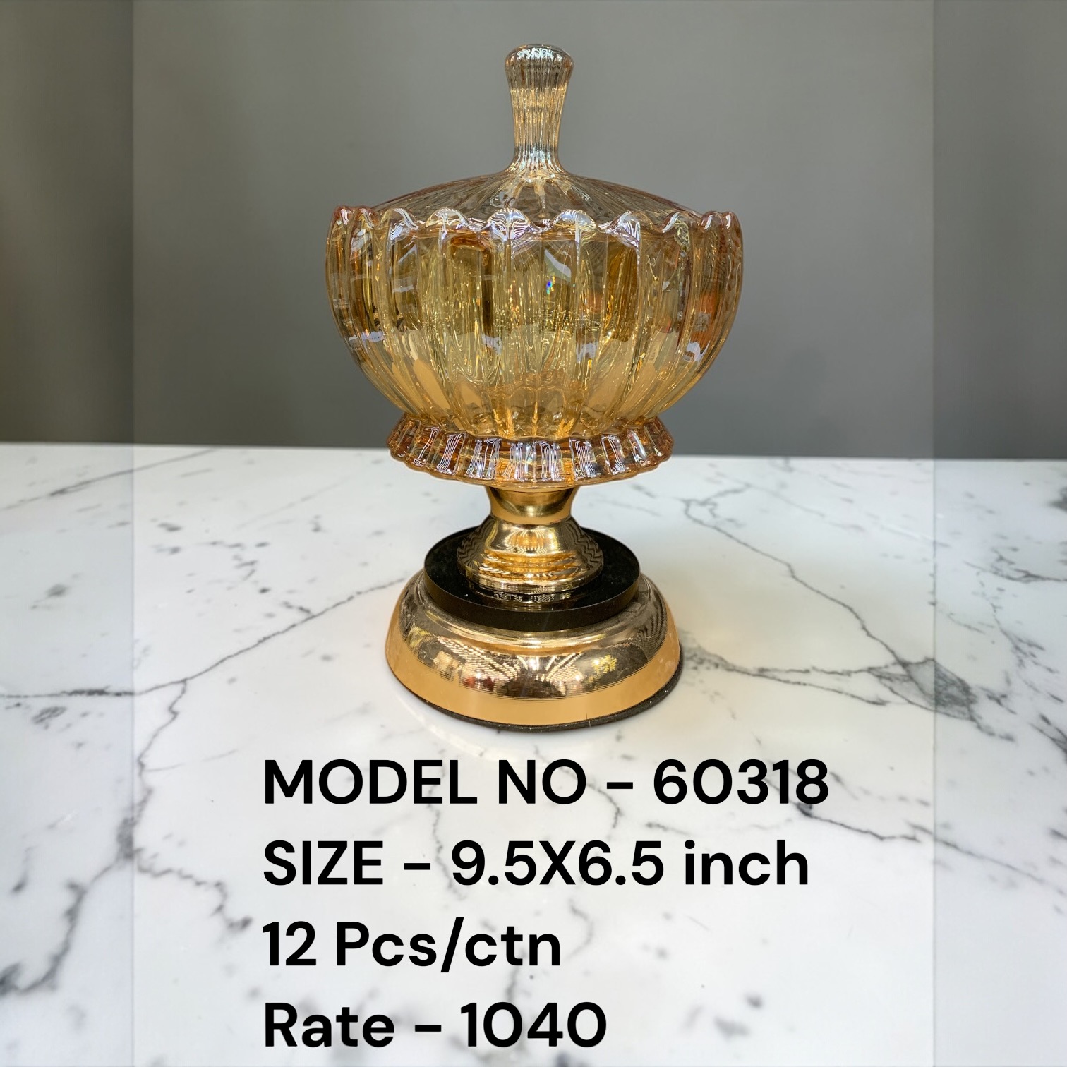 60311 (48)-METAL SHOWPIECE