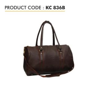 822022836B*DUFFLE BAG WITH FITTINGS